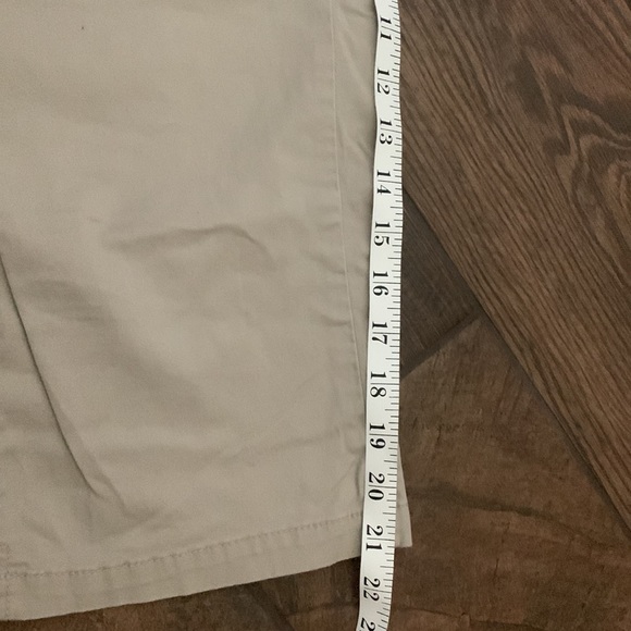 Maurice’s Capri - Picture 4 of 6